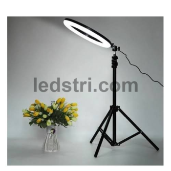 Кругла LED лампа для візажиста